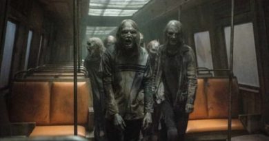 Through the Subway - The Walking Dead